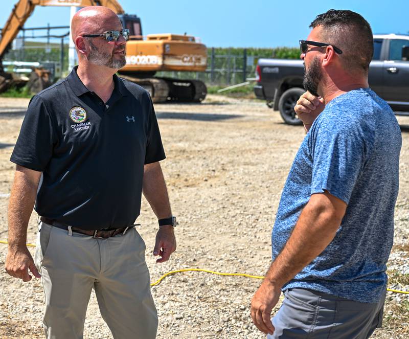 (Left to right); State Rep. Jeff Keicher and Kane County Farm Bureau vice president Dale Pitstick