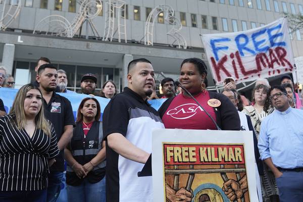 Kilmar Abrego Garcia surrenders to ICE in Baltimore, faces possible deportation to Uganda