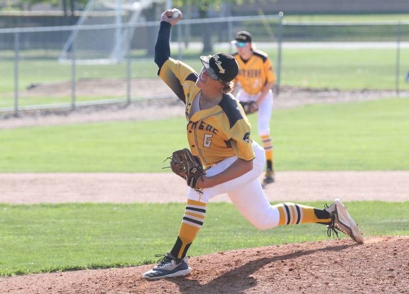 Putnam County's Austin Mattingly delivers a pitch to Woodland/Flanagan-Cornell on Thursday, May 4, 2023 at Putnam County High School.