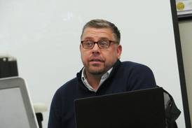 Yorkville OKs $5.67 million in water main replacements and road work