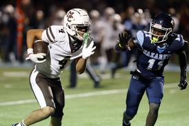 Quentin Burrell’s big plays highlight Mount Carmel’s win over Nazareth