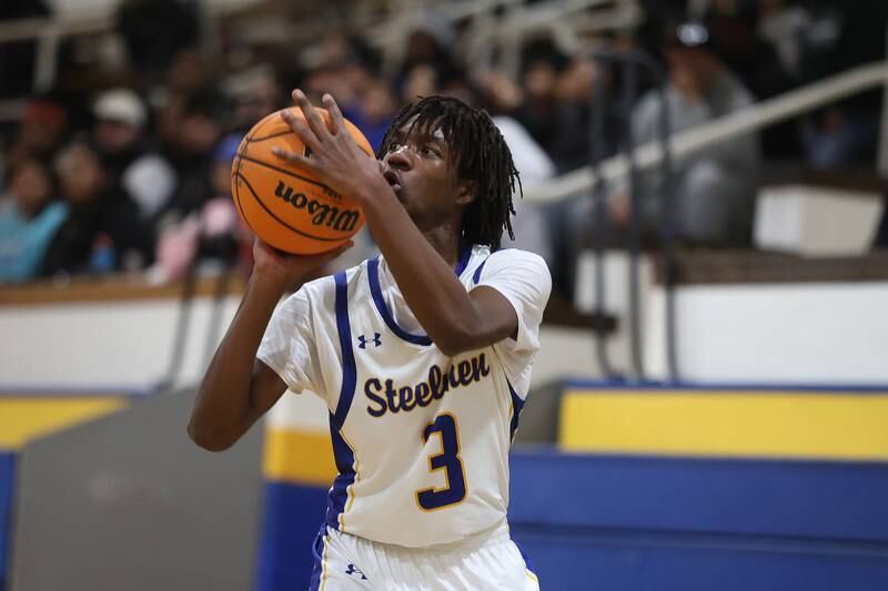 Joliet Central’s Kennedy Edwards takes the three point shot against Joliet West on Thursday, Jan. 15, 2026 in Joliet.