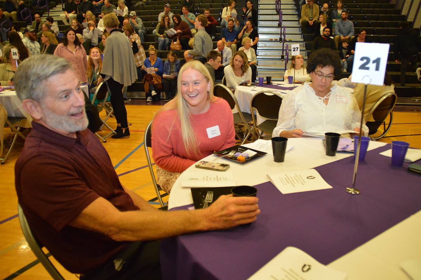 Students and donors met and conversed over appetizers before the awards were announced. Scholarships totaling $400,000 and representing 173 funds or donors were awarded to 252 student recipients.