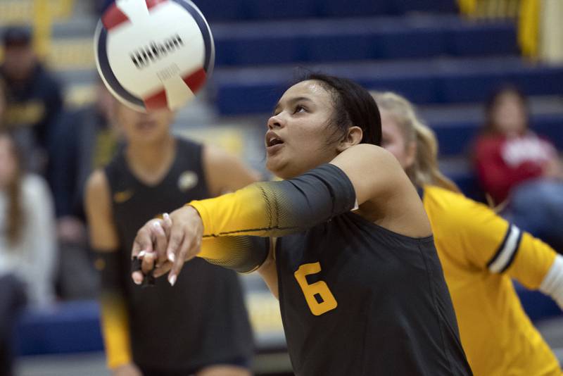 Sterling’s Alasia Harris Rascon makes a pass against Freeport Tuesday, Oct. 28, 2025, in the Class 3A regional semifinal at Sterling.