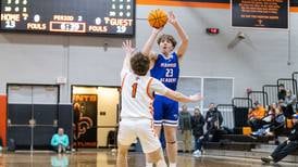 Joey Kramer puts up 17 points, five 3-pointers off the bench to help Marmion to win over St. Charles East