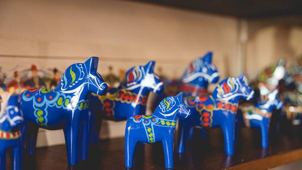 The Gift Box brings Sweden to Kane County 