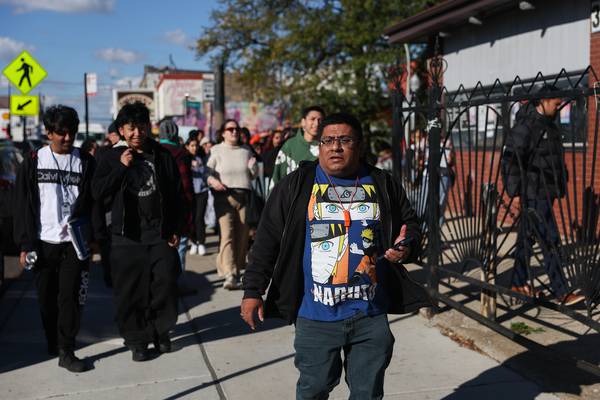 Immigration crackdown inspires uniquely Chicago pushback that’s now a model for other cities