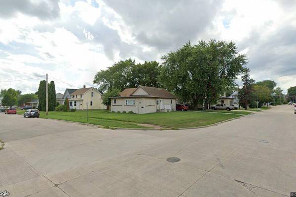 La Salle: Single-family home built in 1910 goes for $127,000