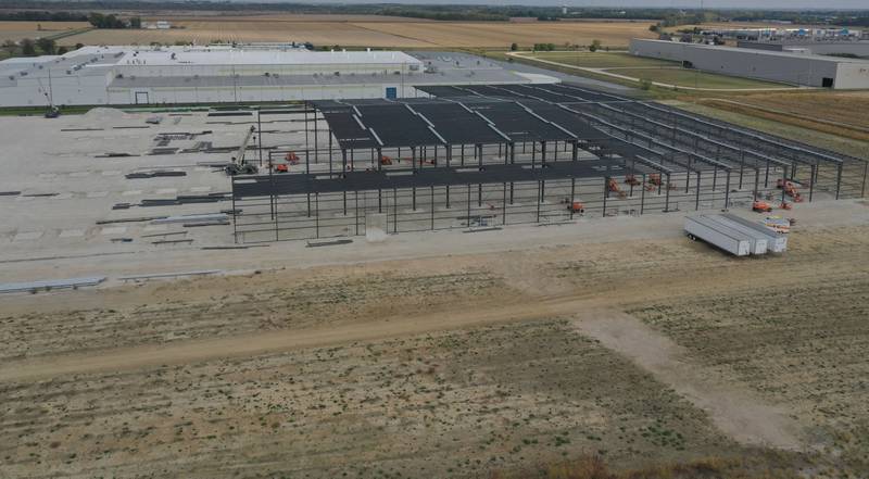 Eakas Corporation has begin construction on a new 280,000 square foot multi-level industrial warehouse on Monday, Oct. 13, 2025 in Peru. in April 2024, Eakas purchased 80 acres from the Illinois Valley YMCA for $2 million in an expansion. Eakas, an automative parts manufacturer, plans to add larger injection molding machines, a new state-of-the-art decorative finish line and increased warehousing to support new business from its customers. The expansion warehouse is located south of North 31st Road and west of Route 251, where Eakas is located. Construction is expected to last until summer 2026.