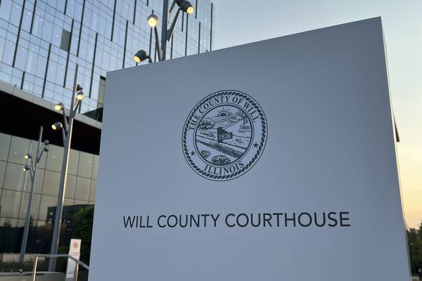 Joliet police officer charged with using counterfeit $100 to buy lottery tickets