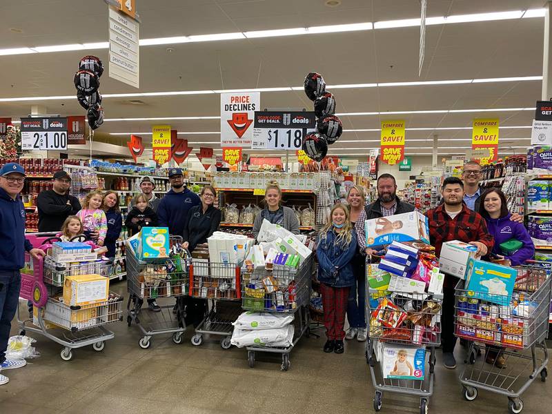 Social media challenge, local food drives fully stock Illinois Valley