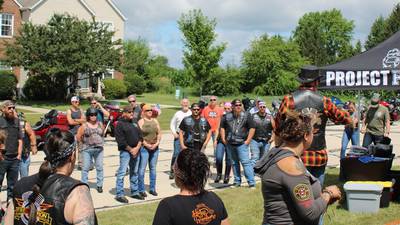 Motorcycle club raises hundreds for Project Fire Buddies in Sycamore