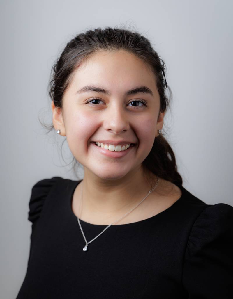 Ingrid Quinteros (Vernon Hills; Adlai E Stevenson High School)
