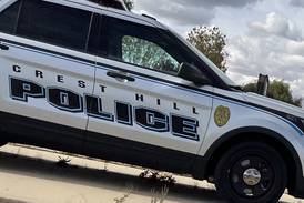 Crest Hill man arrested in connection with 5-vehicle crash March 11