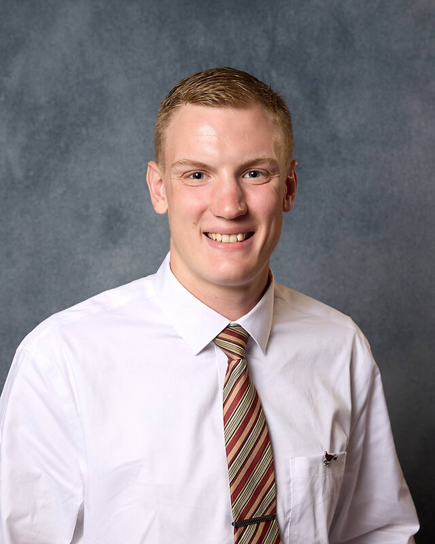 The faculty and students of St. Bede Academy have selected senior Weston Heersink as a 2025-2026 winner of the DAR (Daughters of the American Revolution) and SAR (Sons of the American Revolution) Good Citizenship awards.