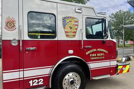 Serious injuries in 3-vehicle rollover in Yorkville