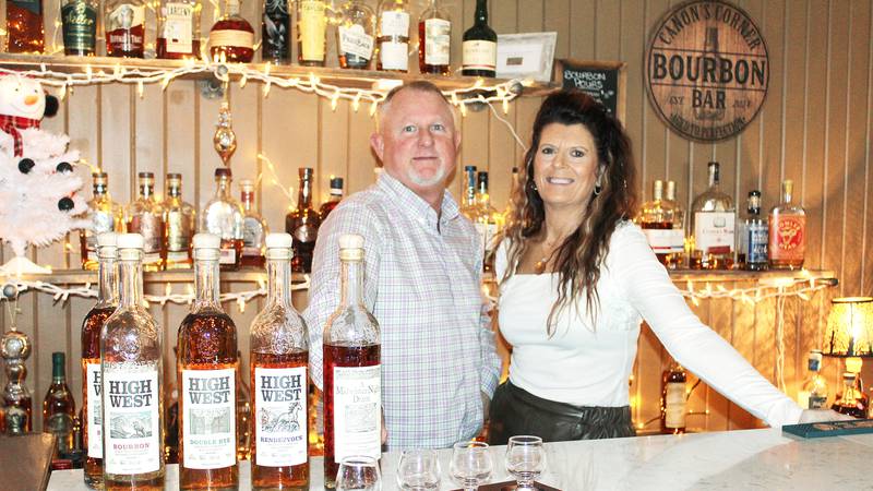 Sugarbakers Cocktail Lounge in Lena brings unique cocktails, martinis to northwest Illinois
