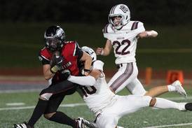 Aurora Christian stops game-winning two-point conversion, holds on to defeat Wheaton Academy