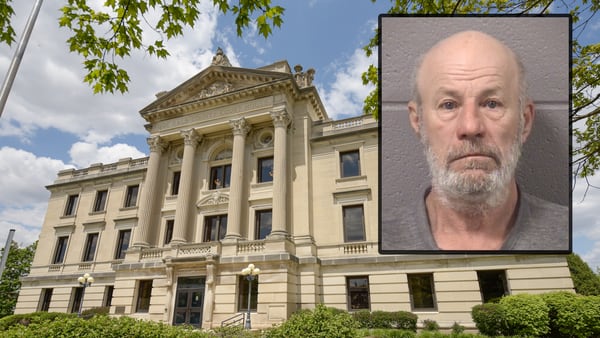 Sandwich man charged after exposing himself to child, police say