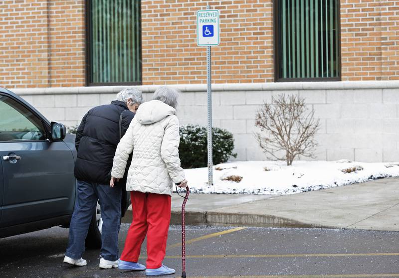 Riverside Residence - Secure and Warm: How Senior Communities Enhance Winter Safety for Independent Seniors