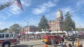 Summer temps and sunshine turn out thousands for Oregon’s Autumn on Parade