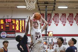 Nate Kubin, Joey Jakstys help Yorkville grind one out against Oswego