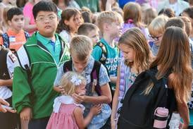Photos: A new school year commences in Geneva District 304