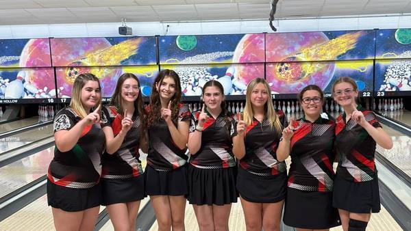 L-P girls bowling three-peats at Oregon invite: Saturday’s NewsTribune roundup
