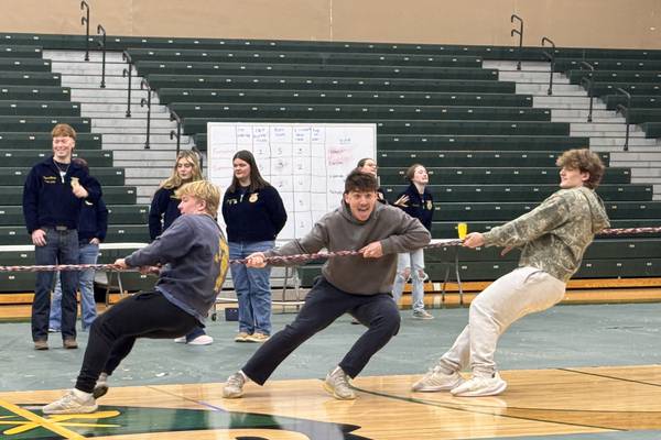 Tug of war, kissing pigs, and so much more: Coal City celebrates FFA Week