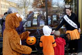McHenry County trick-or-treating hours for Halloween 2025