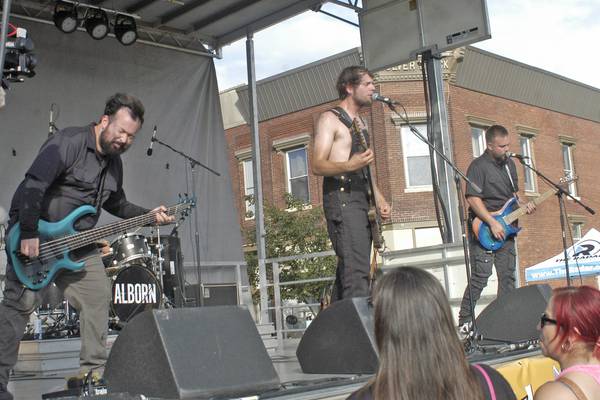 5 Things to Do: Alborn in concert, singer Megan Woods live, karaoke in Dixon this weekend