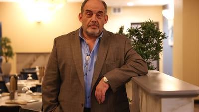 ‘The government came down with a hammer’ - Immigration crackdown fears affecting Illinois restaurant industry