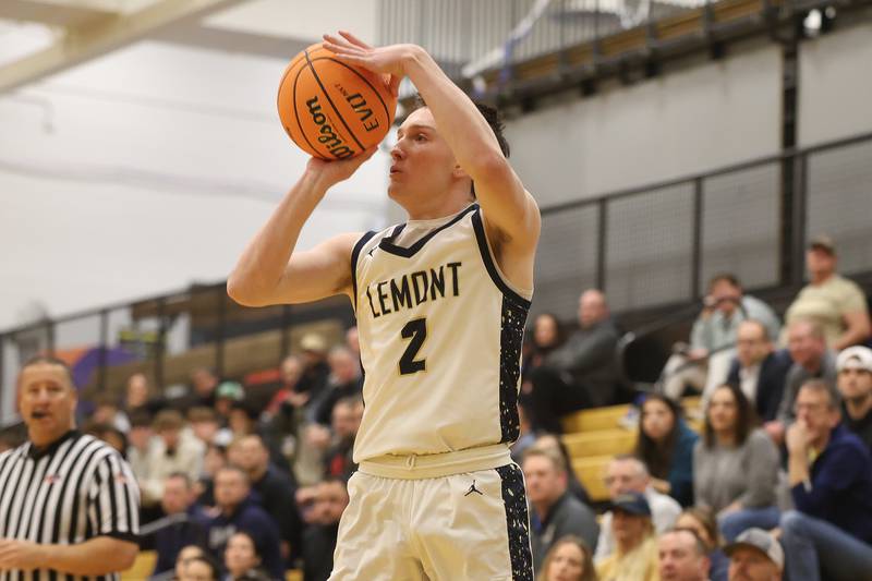 Lemont’s Sean Murray puts up the outside shot against St. Francis in the Class 3A Hinsdale South Regional semifinal game on Tuesday, March 3, 2026 in Darien.