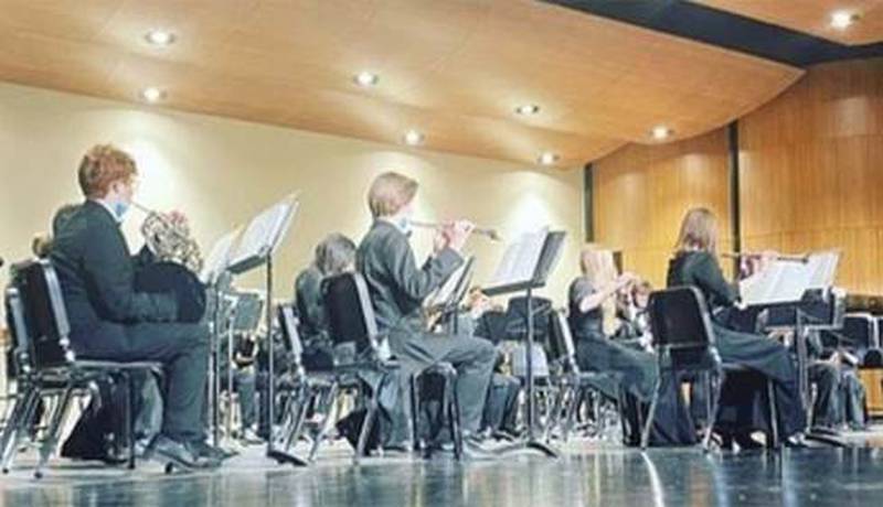 The Lyons Township High School Wind Ensemble will compete at the University of Illinois at Urbana-Champaign.