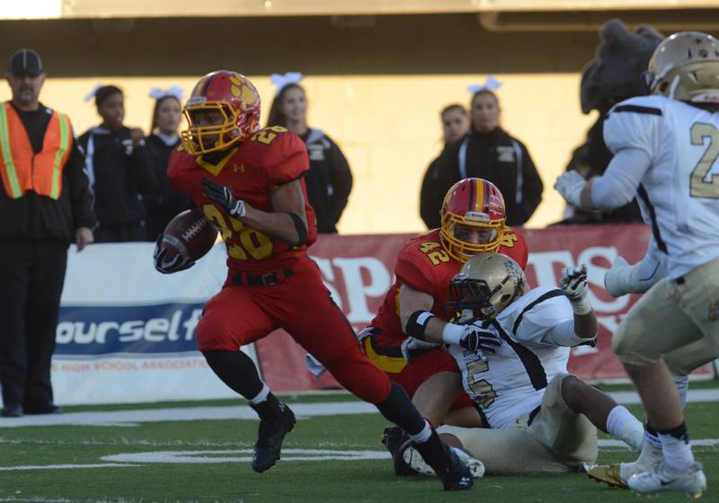Batavia running back Anthony Scaccia was one of the best players on a Bulldogs team that lacks Division I recruits but was dominant as a group.