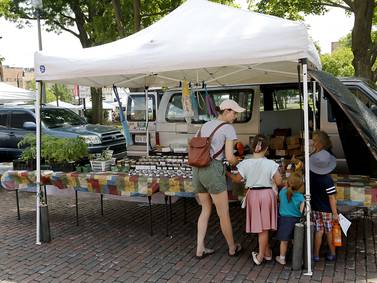 Fresh Finds: Farmers Markets to visit in northern Illinois this season 