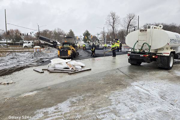 Randall Road intersection near Crystal Lake to reopen Friday for holiday roadwork break 