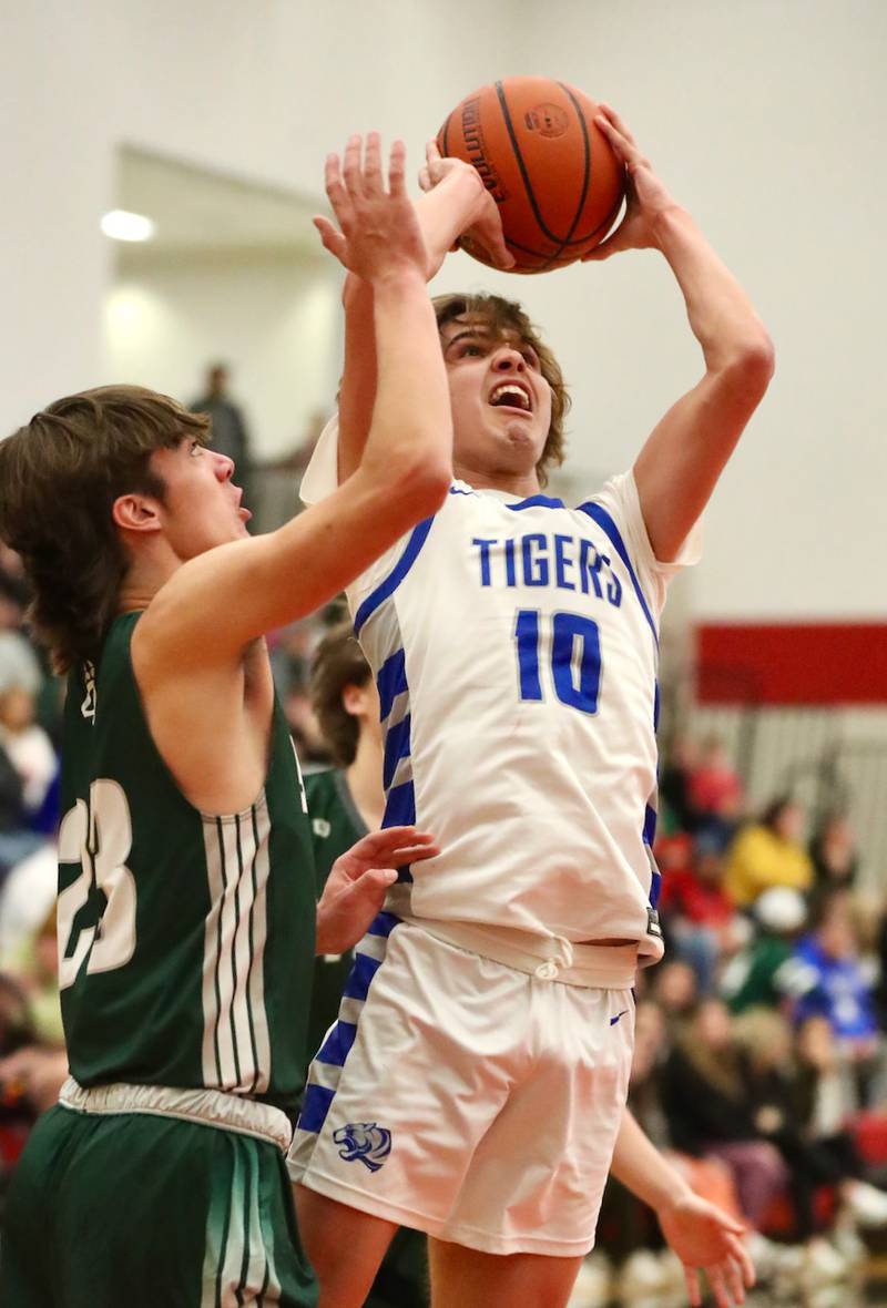 Photos Princeton, Hall at Colmone Classic Shaw Local