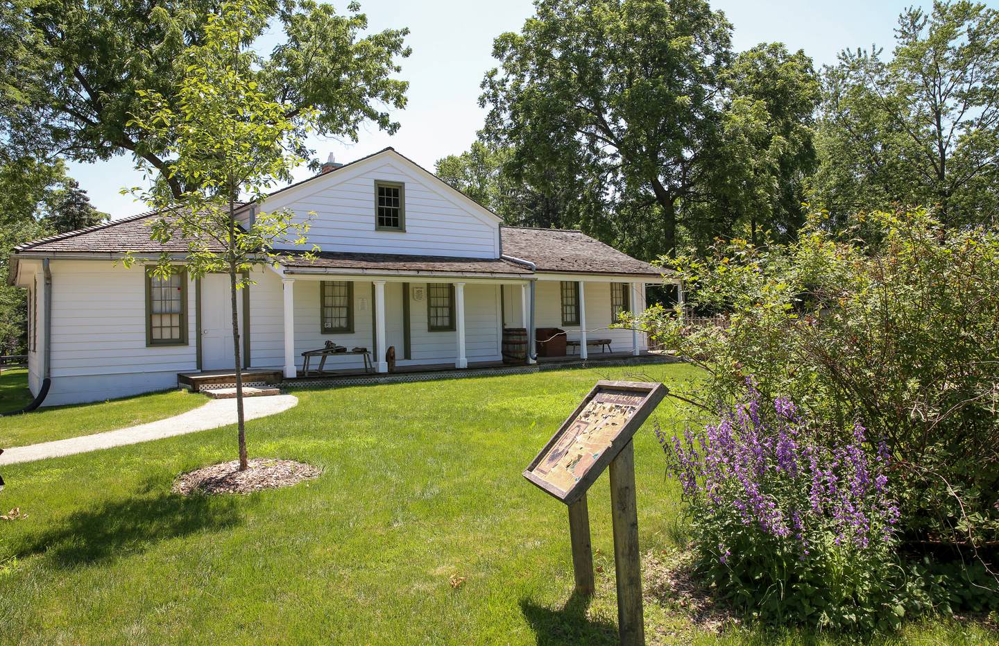 Shelden Peck House in Lombard.