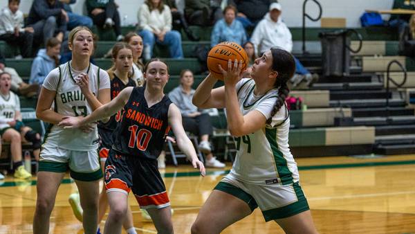 St. Bede closes own tourney with 51-23 handling of Sandwich