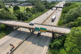 Wabena Road bridge closed over I-80 in Minooka