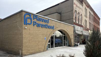 Illinois to boost funding for Planned Parenthood by $4 million