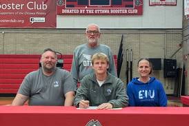 Ottawa’s Weston Averkamp to hurdle at Eastern Illinois