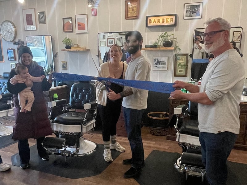 Calderone’s Barbershop opens in Geneva