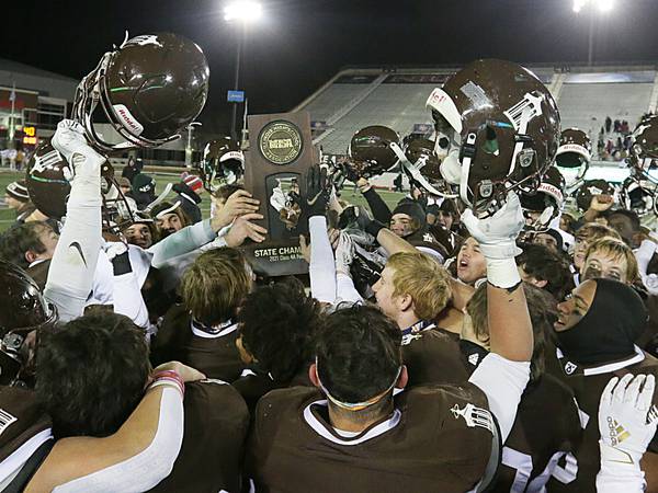 Fitting finish: Joliet Catholic meets its own gold standard with dominant Class 4A title win