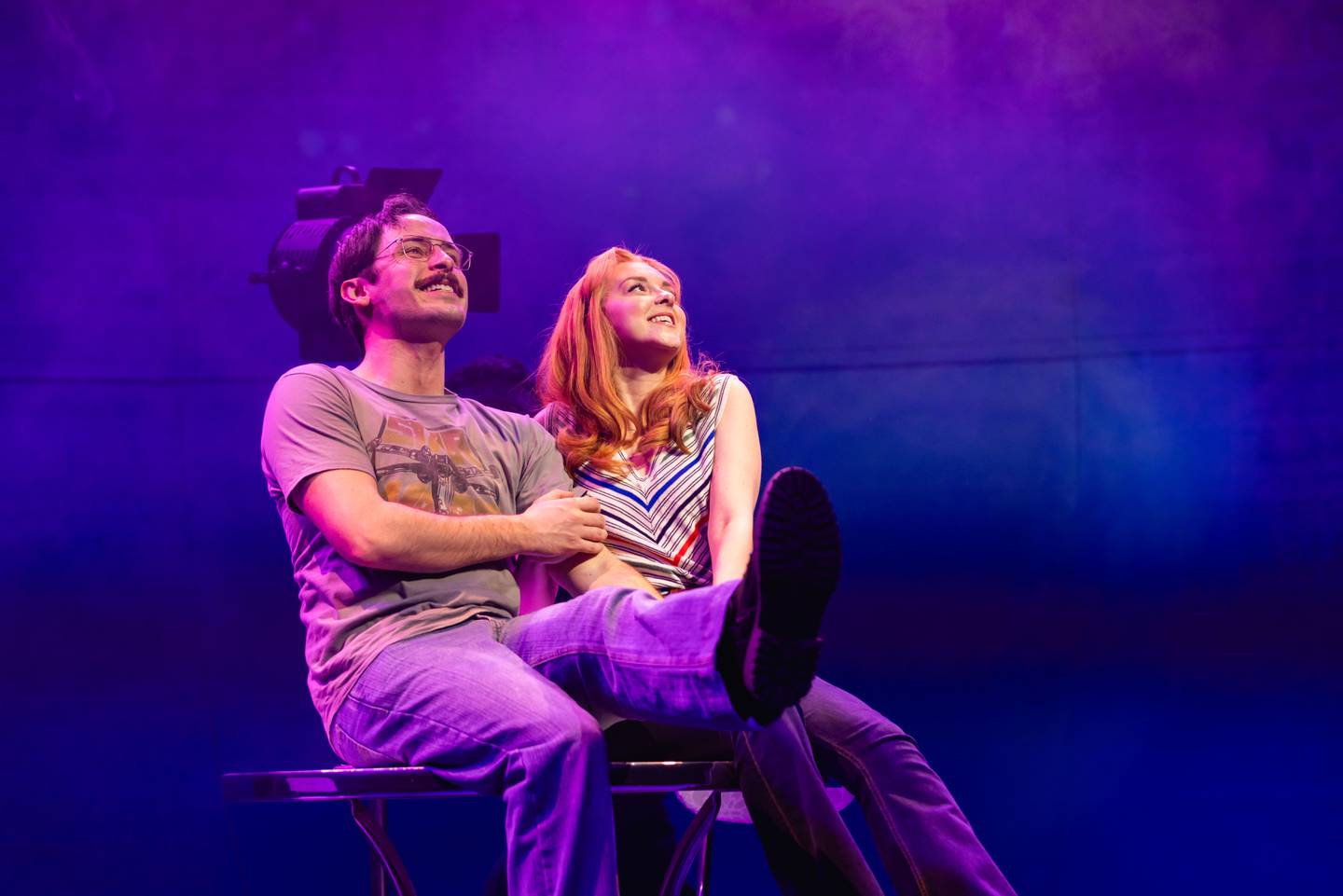 Charlie McCullagh as Larry Walters and Evelyn Hoskins as Carol Van
Deusen in Chicago Shakespeare’s North American premiere production of 42
Balloons, by Jack Godfrey and directed by Ellie Coote. Running May 24–June
29, 2025, in The Yard at Chicago Shakespeare.