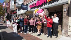 DeKalb Chamber celebrates The Balloon Bar’s new location