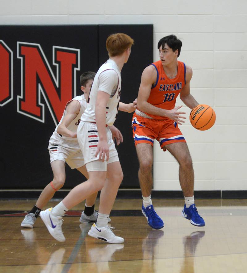 Eastland's Zyacn Haverlund (10) looks to make a move to the basket during action against Forreston on Saturday, Jan. 4, 2025 at Forreston High School.