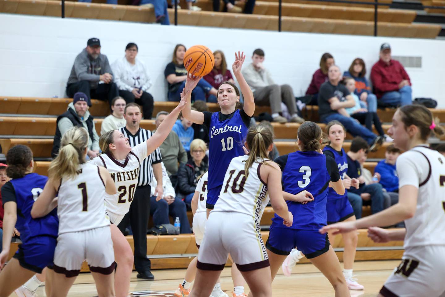 Clifton Central's Ella Ponton shoots as Watseka-Milford's Noelle Schroeder reaches to block during the Warriors' 60-49 victory over Clifton Central on Saturday, Jan. 10, 2026.