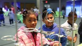 Traveling science museum delights kids in Kankakee